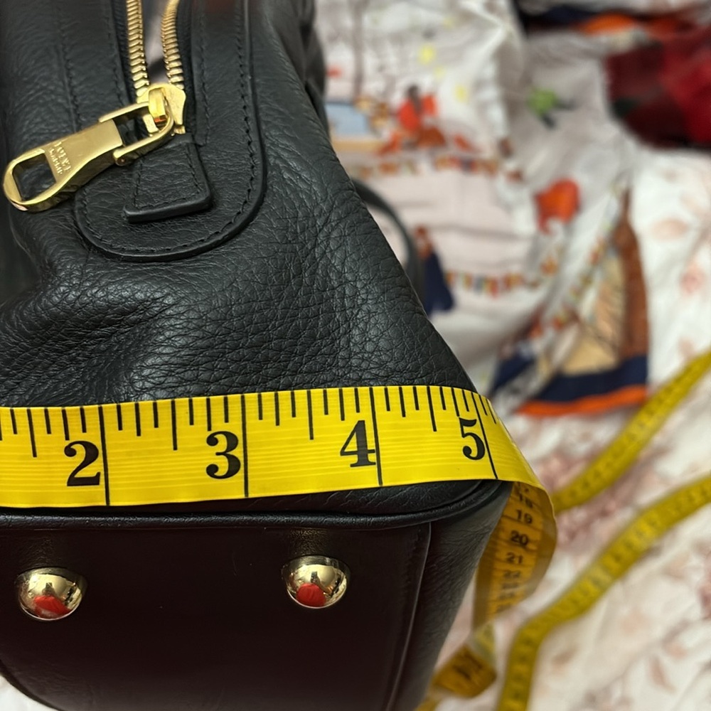 Loewe Black Leather Handbag - Picture 9 of 10